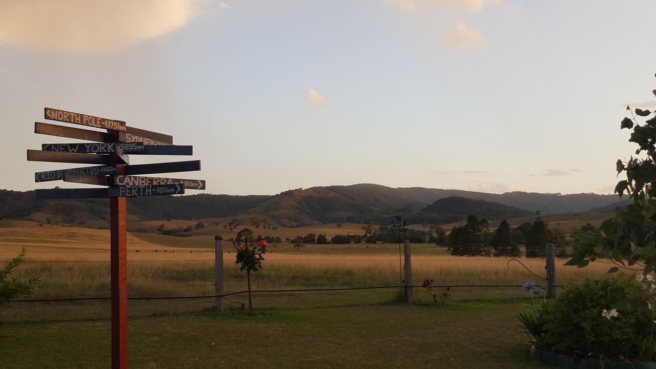 The Wattle Lodge Glendon Brook Bagian luar foto